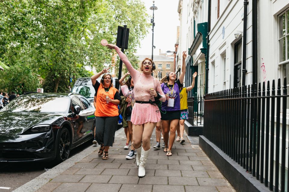 Drag Queen Disco Diva Tour - Silent Disco Walking Tour - What to wear and bring for a rain-ready disco walk