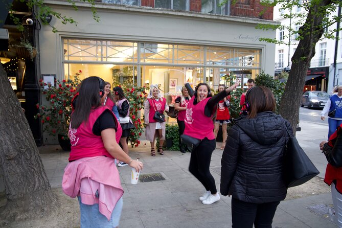 Drag Queen Disco Diva Tour - Silent Disco Walking Tour - Duration and pace: what 1 hour 30 minutes feels like
