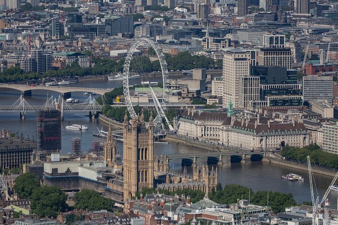 e-Scavenger Hunt London: Explore the City at Your Own Pace - Trafalgar Square, Piccadilly Circus, and the city’s attention economy