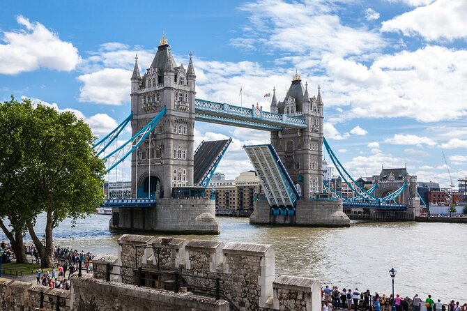 Easy Access Tower Bridge and Engine Room & Scenic Thames Cruise - Glass walkways and views that actually make sense