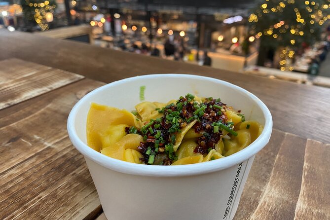 Eat the East End food tour with London Bites Tours - The guide factor: storytelling that doesn’t slow you down