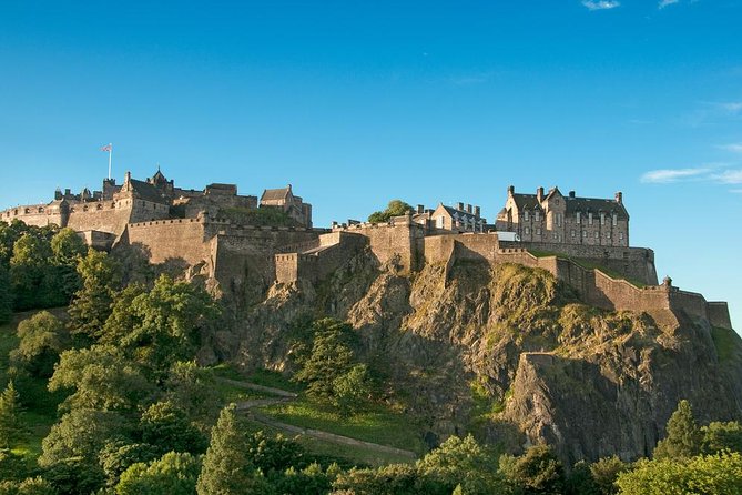 Edinburgh Rail Trip from London with Castle entry and Hop-on Hop-off bus - Price and value: what $329.34 is buying you