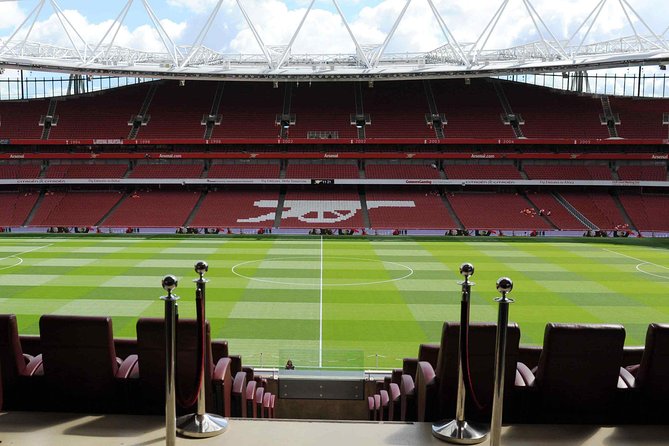 Emirates Stadium and Arsenal Museum Entrance Ticket Including Audio Guide - Audio guide in multiple languages: how to use it well