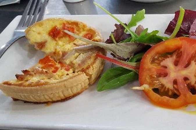 English Wine and Cheese Tour from London - How the 8-hour schedule and max group size affect your experience