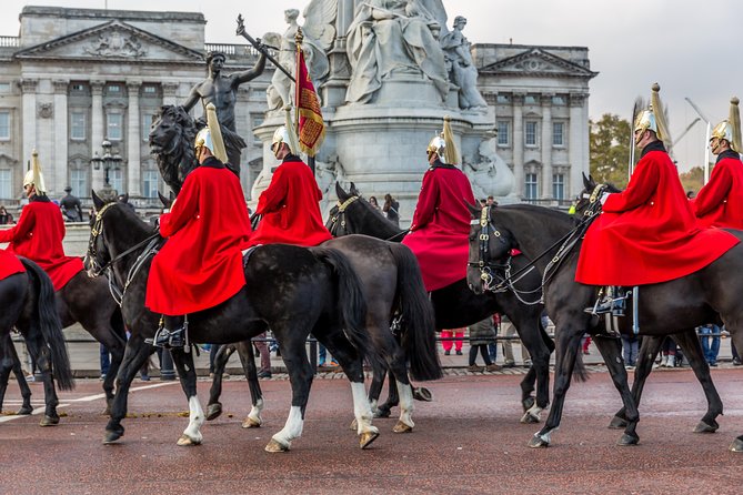 Essential London: Must-Sees and Hidden Gems (Private Tour) - St Paul’s Cathedral area and the City’s ancient-to-modern story