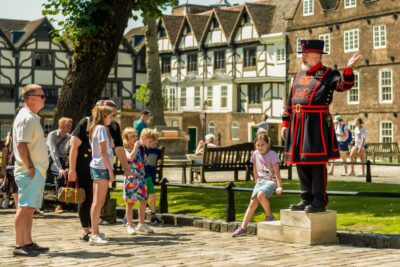 Exclusive Beefeater Meet & Greet at the Tower of London - Your 1.5–3.5 Hour Game Plan at the Tower