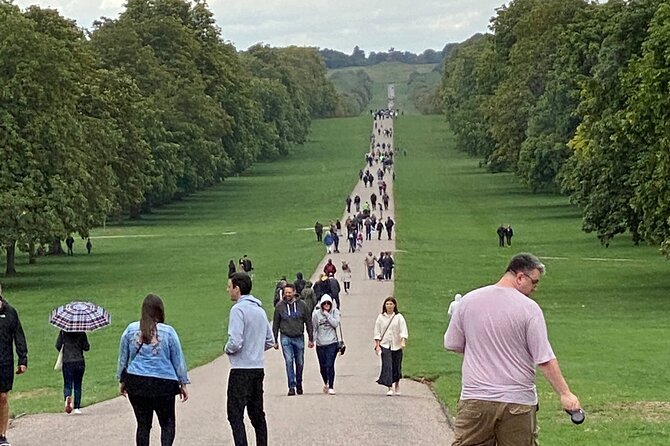 Explore Windsor Castle and Hampton Court Palace - Group size, pickup, and what you actually get for the price