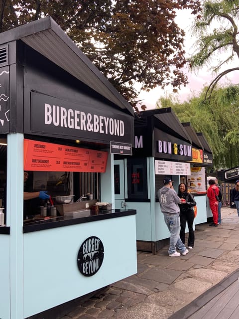 Free things to in London ☀️Outdoors - Camden Market street food hour: where the day starts tasting good
