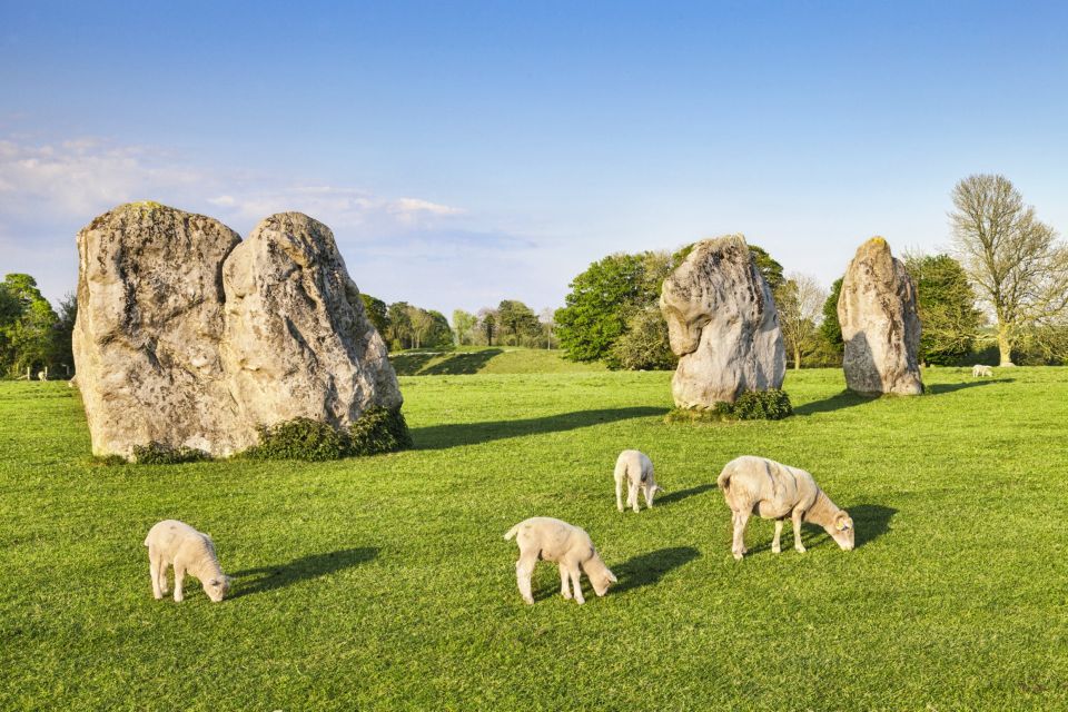 From London: Bath, Avebury and Lacock Village Day Trip - How this London-to-Wiltshire day trip actually feels