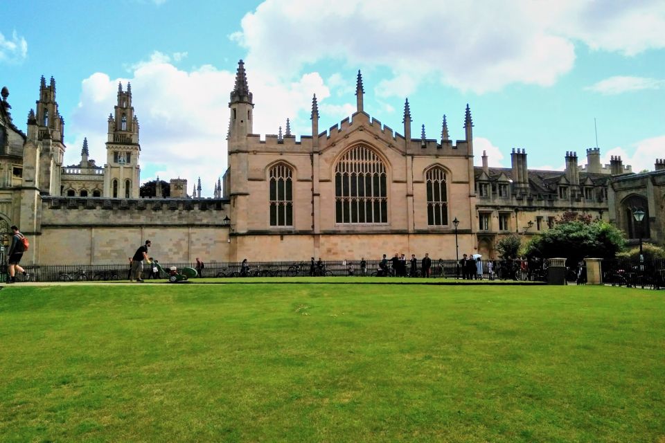 From London: Day Trip to Downton Abbey, Oxford and Bampton - Bampton Village Downton Abbey locations: church, pubs, and the Crawley web