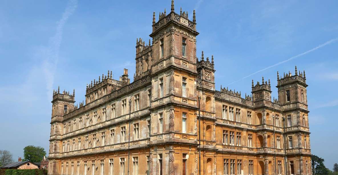 From London: Downton Abbey and Village Coach Tour - Bampton Walking Tour: Seeing Downton Village Up Close