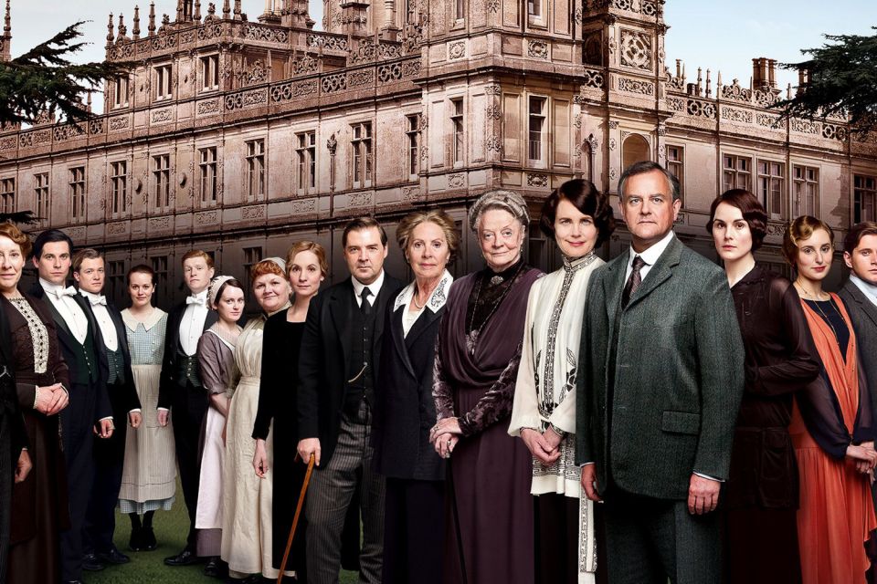 From London: Downton Abbey and Village Coach Tour - Practical Tips to Make Your Day Easier