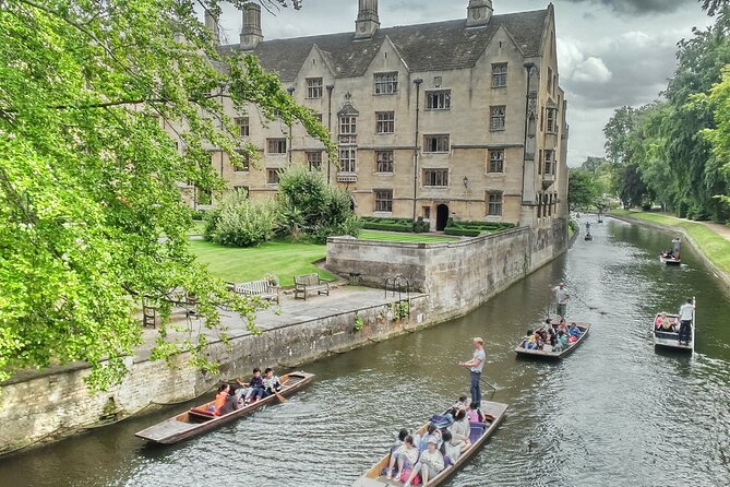 From London: Oxford and Cambridge University Town Tour with Guide - Why an Oxford and Cambridge Day Trip From London Works So Well