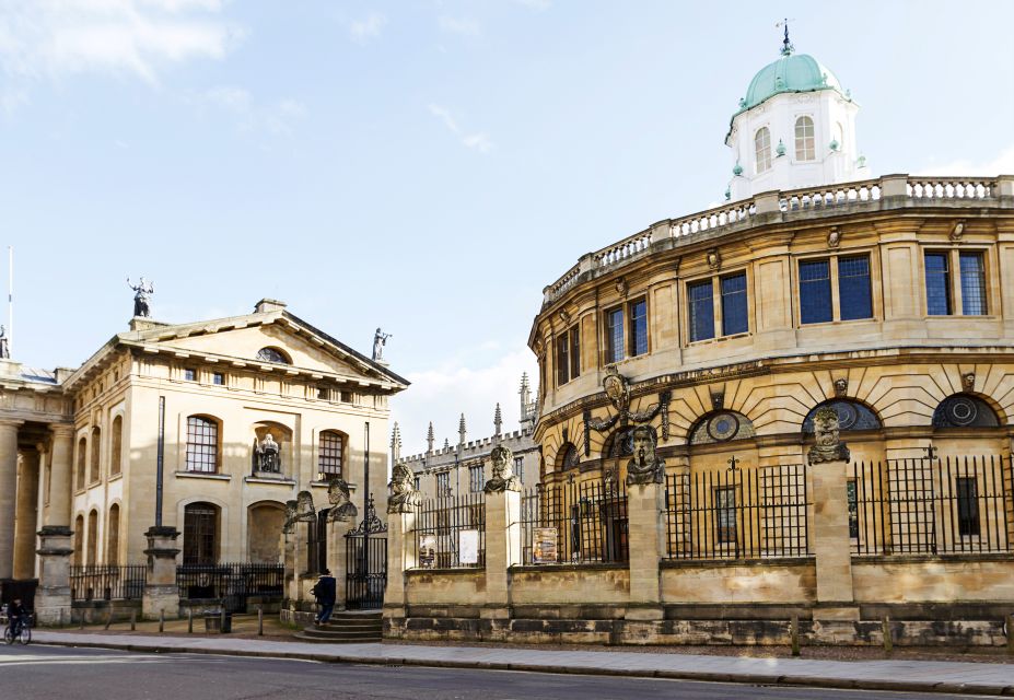 From London: Oxford & Cambridge Day Tour - Transportation and Guides: Comfort on the Coach, Clarity on the Stops