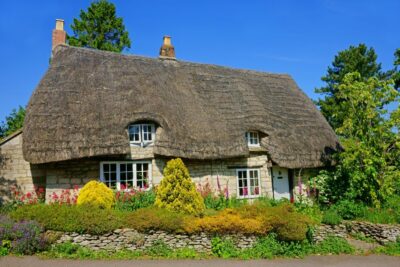 From London: Shakespeare's Stratford-upon-Avon Day Trip - Unescorted on-site time: how to move between attractions without stress