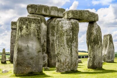From London: Small Group Stonehenge, Bath & Cotswolds Tour - Getting from London without the day feeling like a slog