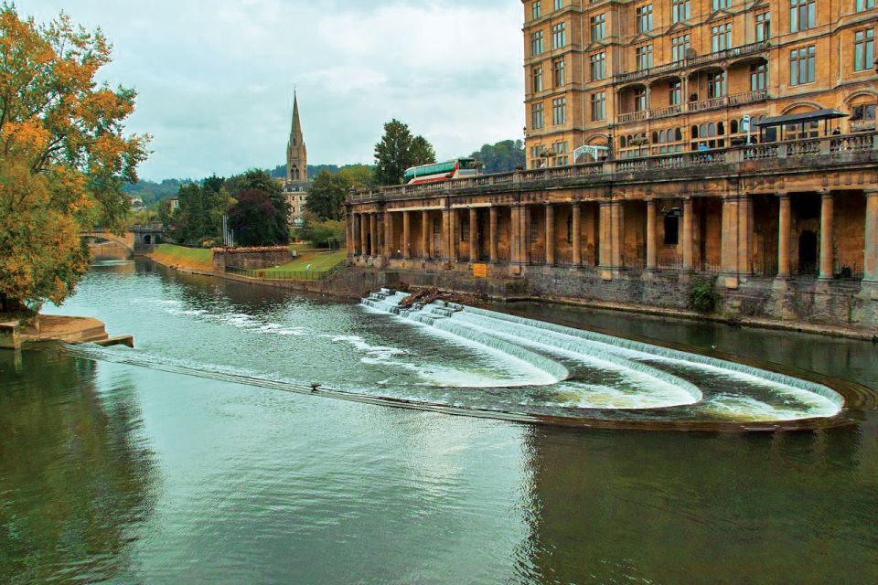 From London: Stonehenge and Bath Full-Day Tour - The Bath Walking Tour: What You Gain When Someone Holds the Map