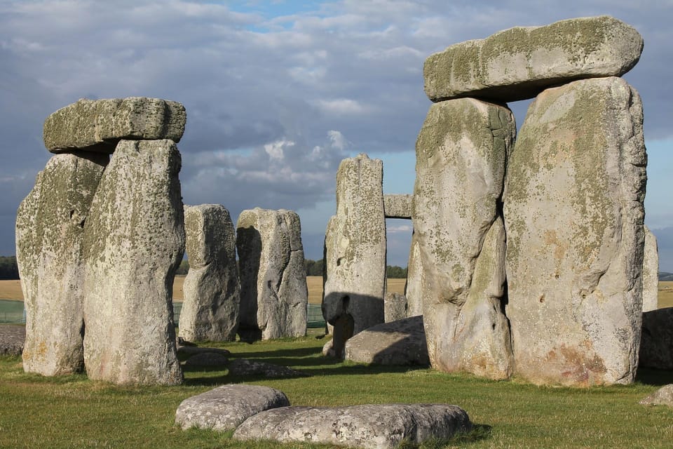 From London: Stonehenge Day Trip with Audioguide - Getting from Victoria to Salisbury Plain without turning it into a hassle