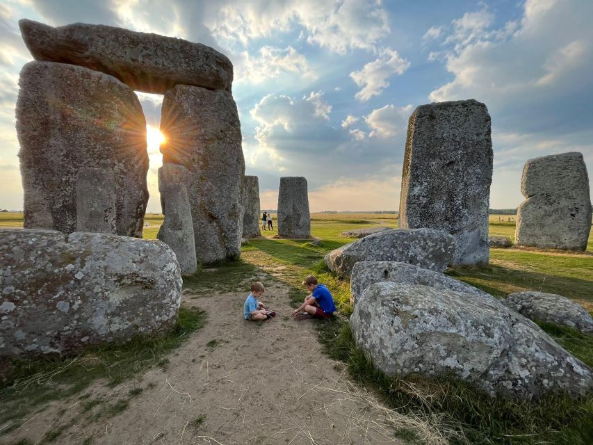 From London: Stonehenge Private Inner Circle Tour with Bath - Lacock: Quick Village Stroll and a 14th-Century Meal Stop
