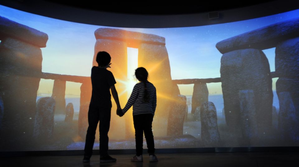 From London: Stonehenge & Roman Baths Full-Day Trip - Coach comfort and road reality: what the long day feels like