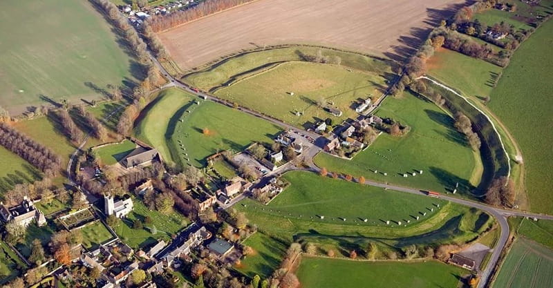 From London: Stonehenge & The Stone Circles of Avebury Tour - Key things you should know before you go