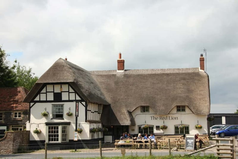 From London: Stonehenge & The Stone Circles of Avebury Tour - Stonehenge with an audio guide: pacing beats rushing