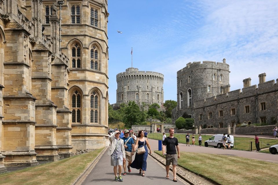 From London: Windsor Castle Afternoon Sightseeing Tour - Why Windsor feels like a royal shortcut
