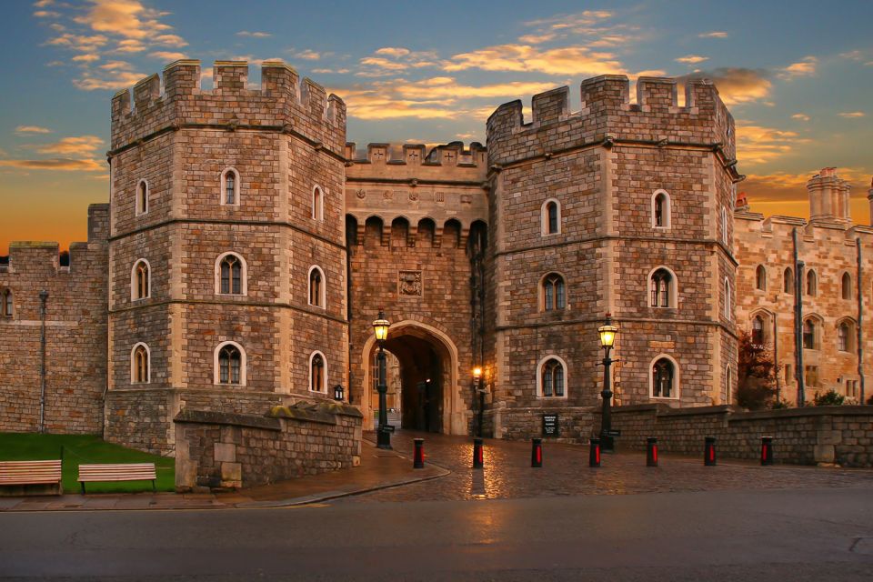 From London: Windsor Castle Afternoon Sightseeing Tour - St George’s Chapel: where the atmosphere pulls you in