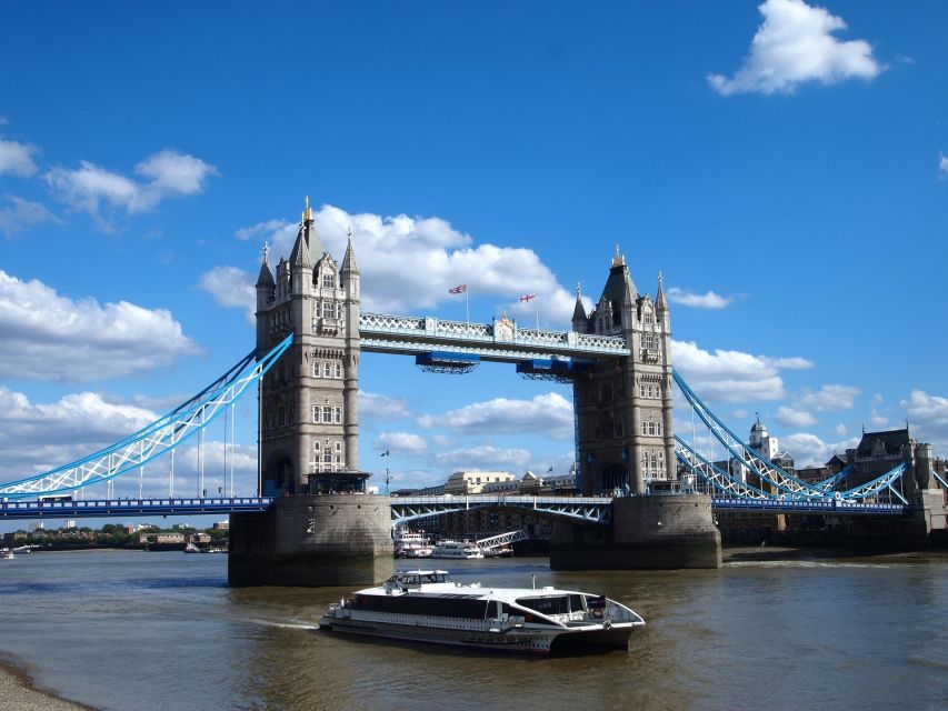 Full Day London Tour in a Private Vehicle with Admission - Windsor Castle and Hampton Court Palace: when the day stretches out
