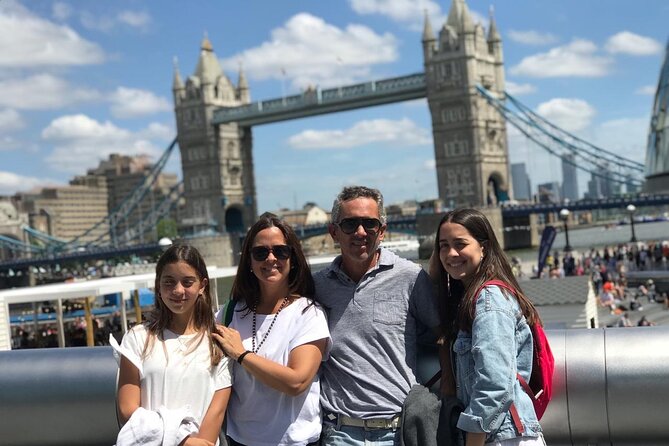 Full Day Private Walking Tour with Skip-the-Line Tower of London - Borough Market and the George Inn Lunch Break