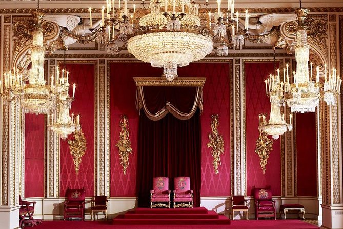 Full Royal Tour: Royal London & Buckingham Palace Tour - The real draw: royal sights that follow a logical route