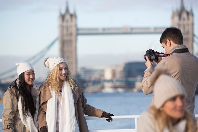 Fully Flexible Thames River Cruise - Boarding by the London Piers: How to Make It Stress-Free