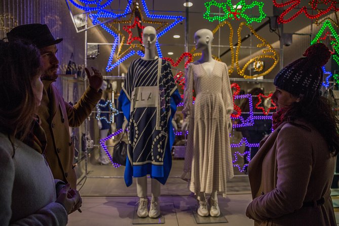 Fun London Shopping Tour - Private and Personalised - Seven Dials and Neal’s Yard: where vegan labels make sense