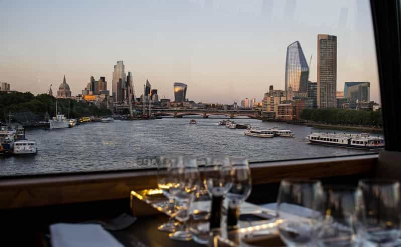 Gastronomic 6-course fine-dining dinner on Luxury London Bus - 6 courses by Ignazio Nuccio: British-French fine dining on wheels