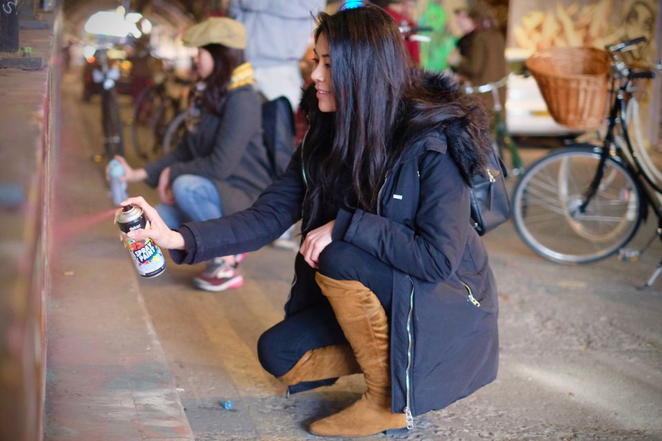 Gin Safari: Boozy London History on Two Wheels - Southwark Bridge and the Thames: Gin Scandals on Two Wheels