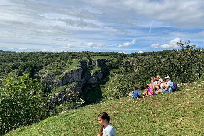 Glastonbury and Cheddar Gorge Guided Day Tour from London - The pace: what 12 hours feels like in real life