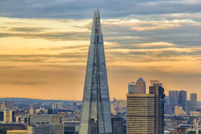 Go Up The Shard & London Landmark Walking Tour - Buckingham Palace and the Royal Mall: royal stories and photo-ready angles