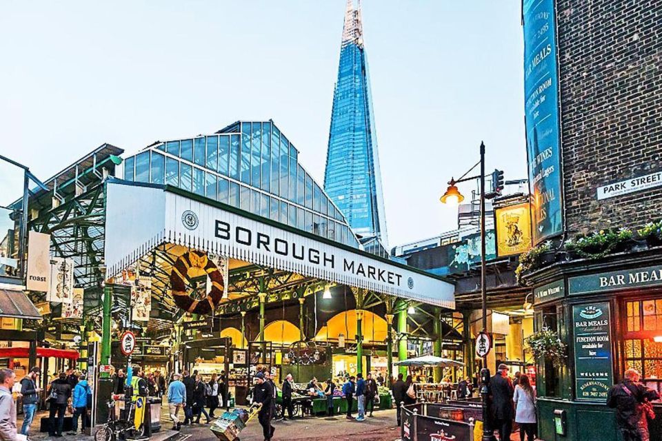 Great London Food Tour: South Bank, 3 Markets & Brick Lane - Leadenhall Market: a City Trader watering-hole vibe