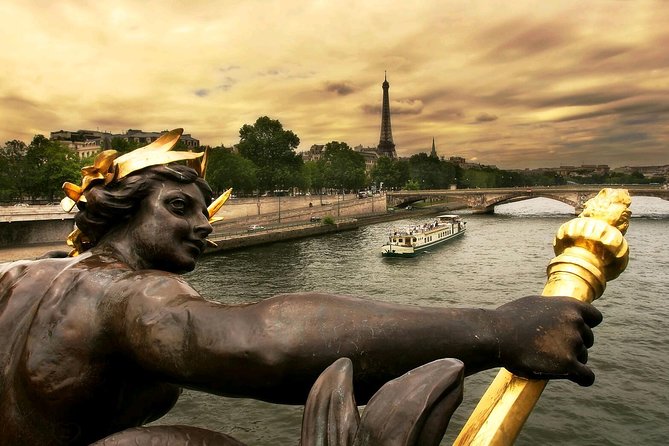 Guided Paris Day Trip from London by Train with Seine Cruise - Guide quality makes a big difference (Anna, David, Peter, Carol)