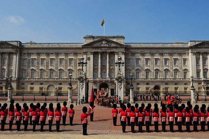 Half day London Private Tour in Executive Luxury Vehicle - What this half-day London tour is really like
