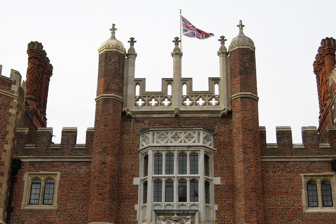 Hampton court palace private tour from London - Key things to know before you go