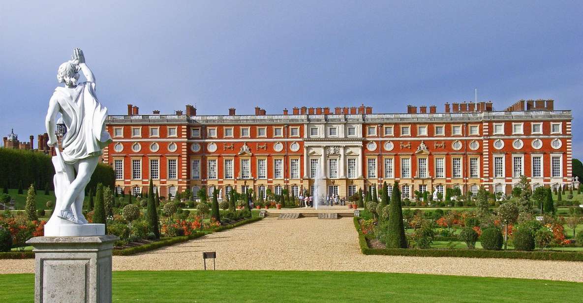 Hampton Court Palace Private tour With Fast Track Entry - Chauffeured pickup from Soho: where this tour starts winning