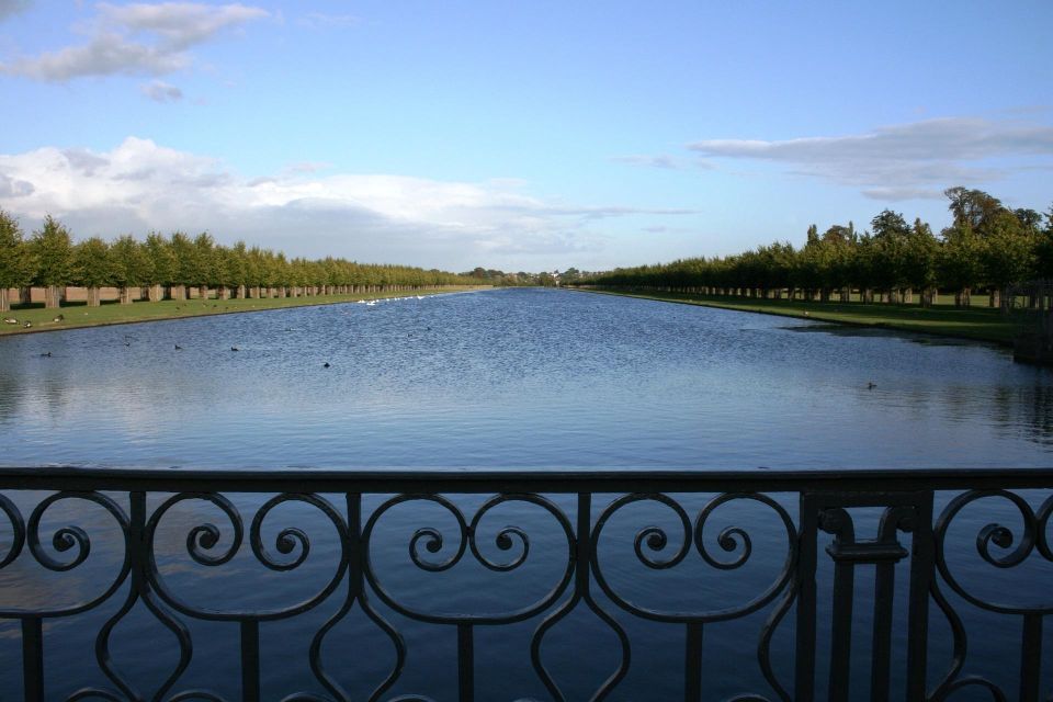 Hampton Court Palace Private tour With Fast Track Entry - Eating options: plan around what’s included and what isn’t