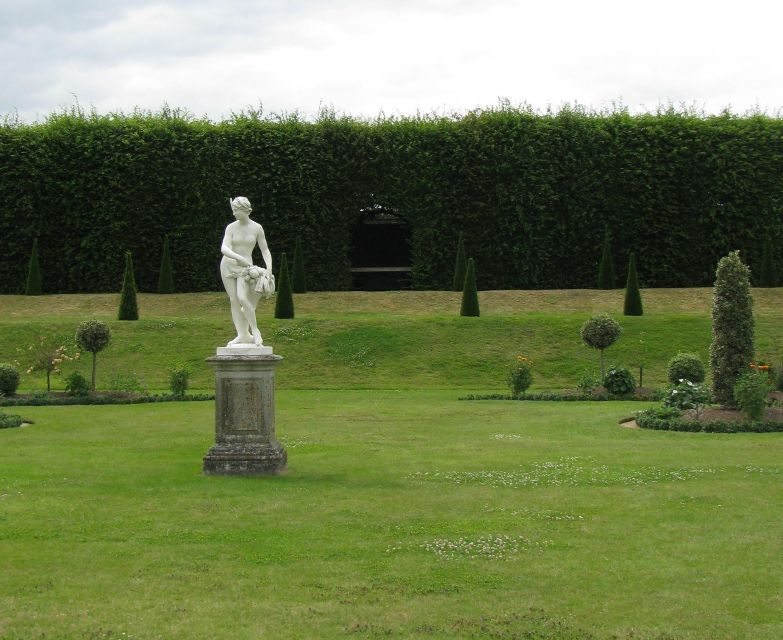 Hampton Court Palace Private tour With Fast Track Entry - Who this tour is best for