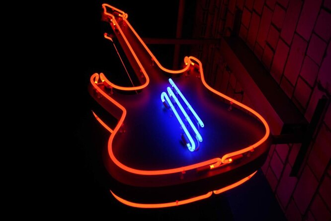 Hard Rock Cafe London Old Park Lane with Set Menu for Lunch or Dinner - Key Highlights