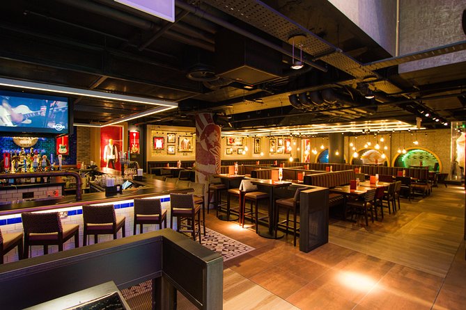 Hard Rock Cafe Piccadilly Circus with Set Menu for Lunch or Dinner - The rock memorabilia: more than wall decoration
