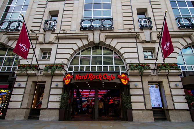 Hard Rock Cafe Piccadilly Circus with Set Menu for Lunch or Dinner - Priority seating: why it matters in a place like Piccadilly