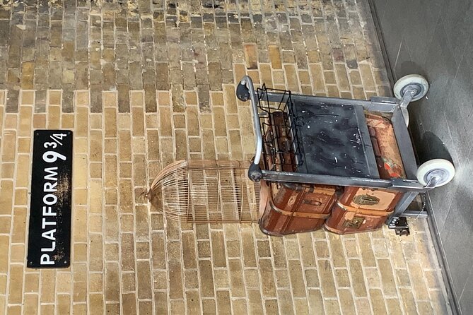 Harry Potter Black Taxi Private Tour of London with Hotel Pickup - Millennium Bridge and Lambeth Bridge: action scenes you can point at