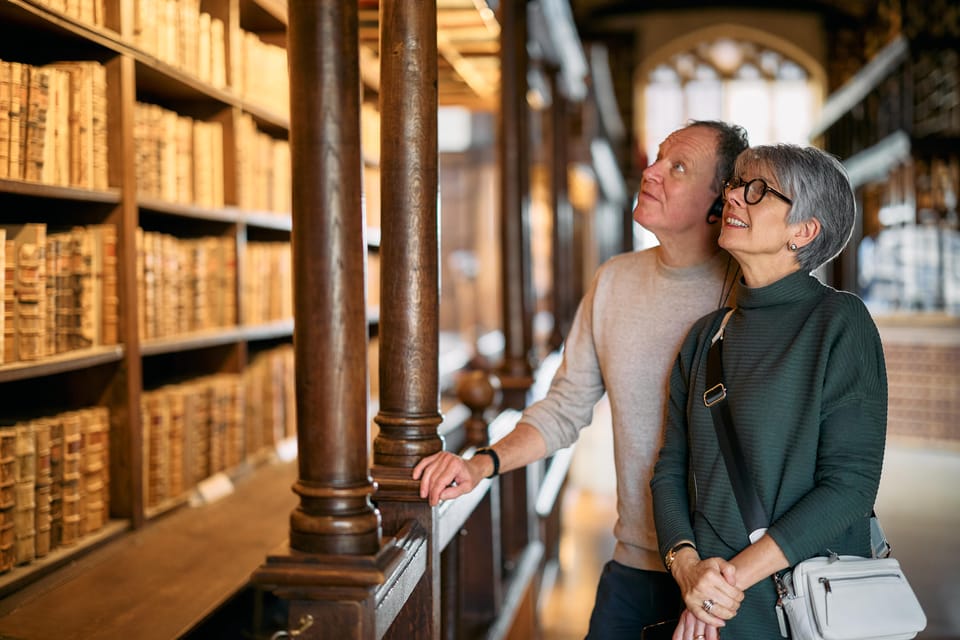 Harry Potter Bodleian Library, Oxford and Lacock Tour - Head to Lacock: Medieval Village Sets and Lacock Abbey