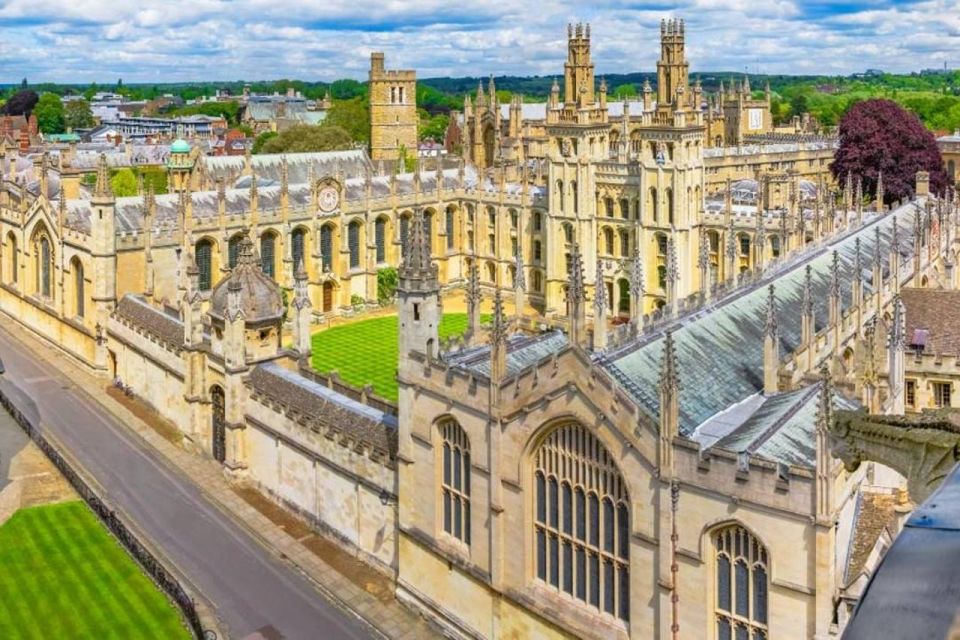Harry Potter Bodleian Library, Oxford and Lacock Tour - Time, Pace, and Coach Logistics for a 12-Hour Day